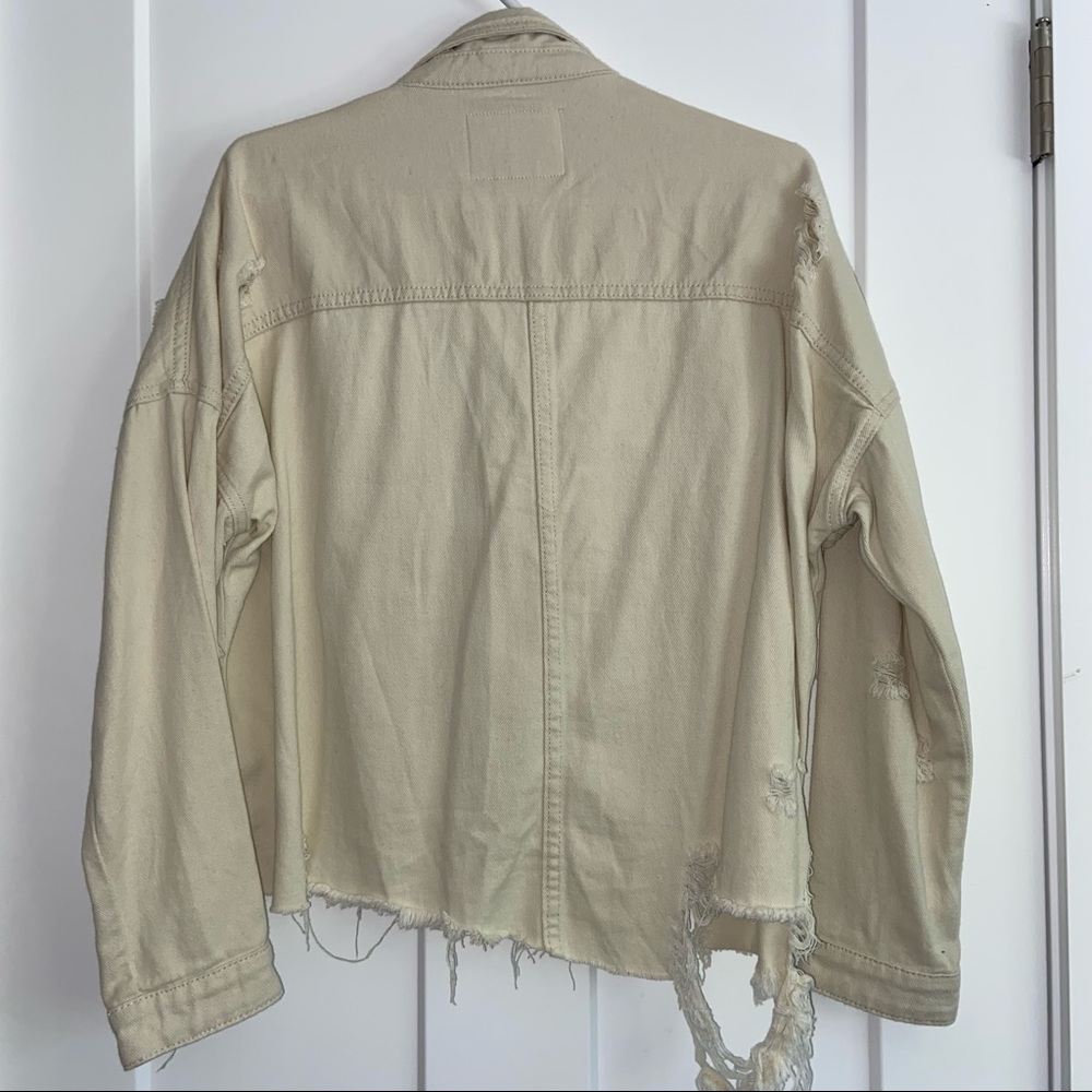 Jean jacket - Picture 2 of 3